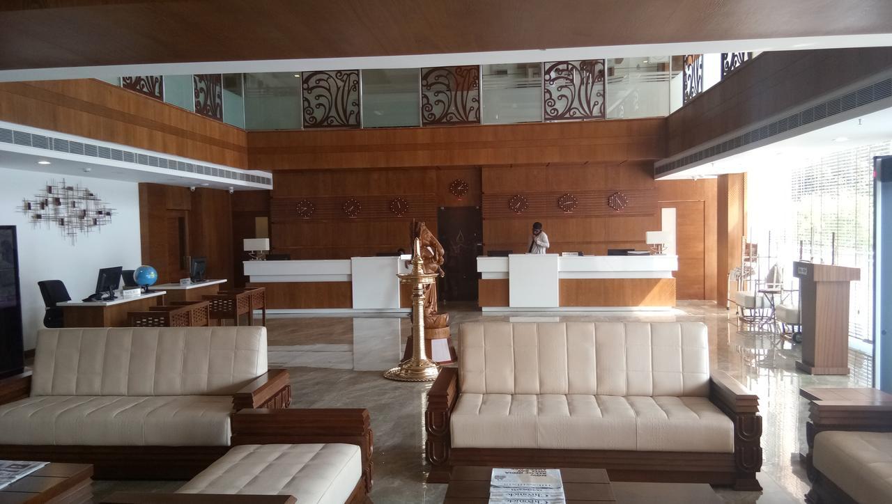 Hotel Karthika Park Kazhakuttam Esterno foto