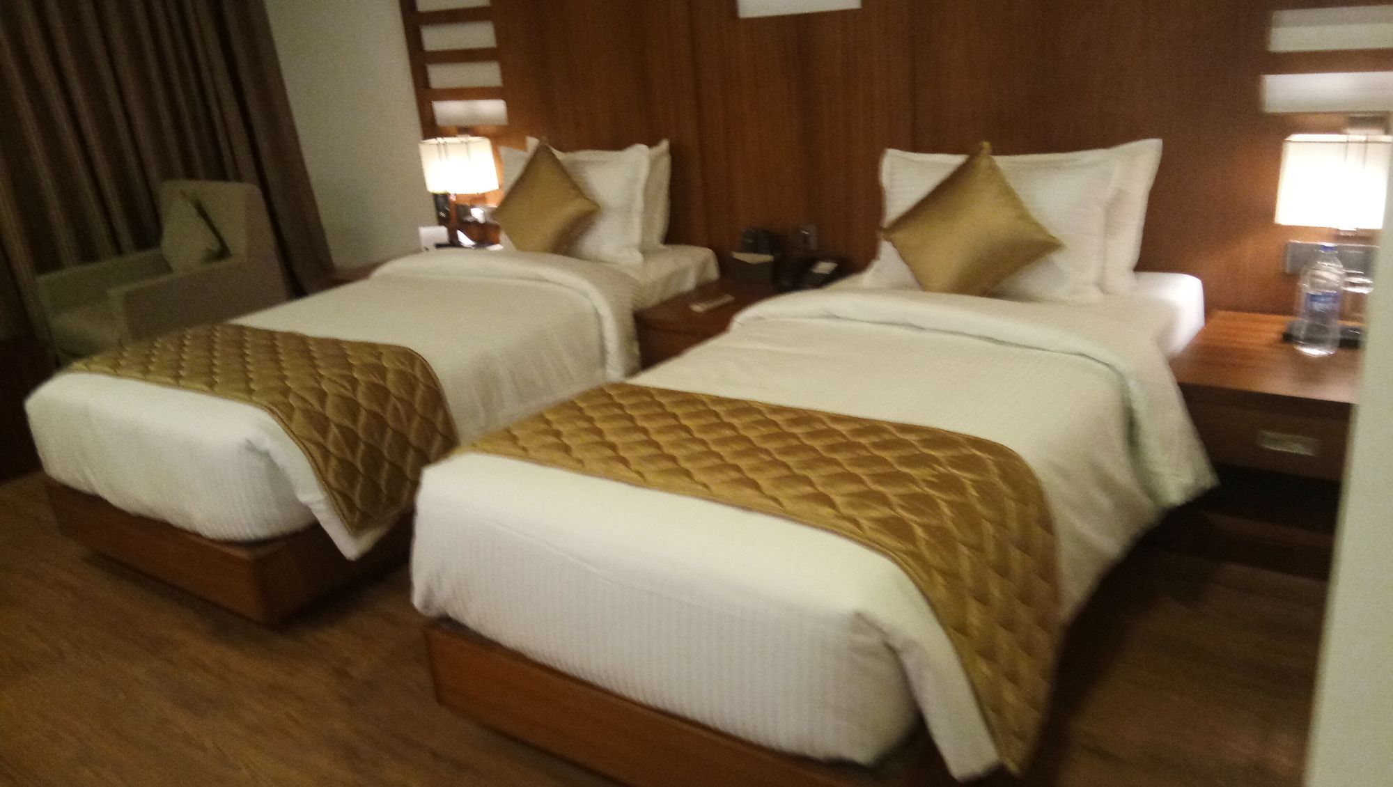 Hotel Karthika Park Kazhakuttam Esterno foto