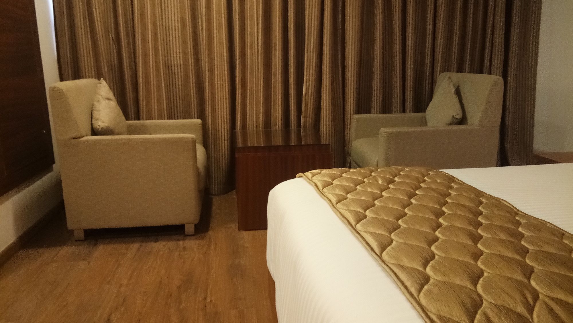 Hotel Karthika Park Kazhakuttam Esterno foto